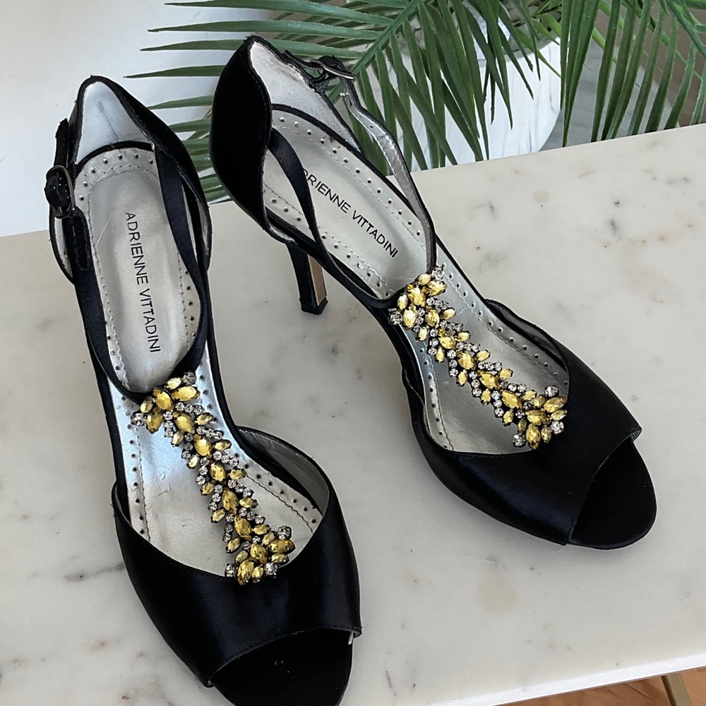 Adrienne Vittadini Black Heels with Yellow Embellishments